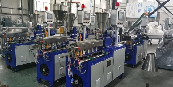 Máquina de extrusión de doble tornillo para granulados de plástico PE/PP para la producción de alta producción