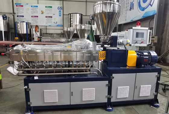 Máquina de extrusión de lámina de película de tubería de PVC procesada de plástico para planta de fabricación