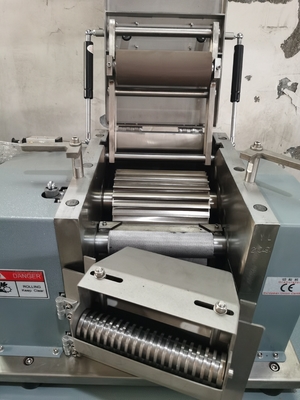 7Máquina de pelletización de plástico de.5kW Pelletizador de hebras de pórtico para la producción de gránulos de PPR